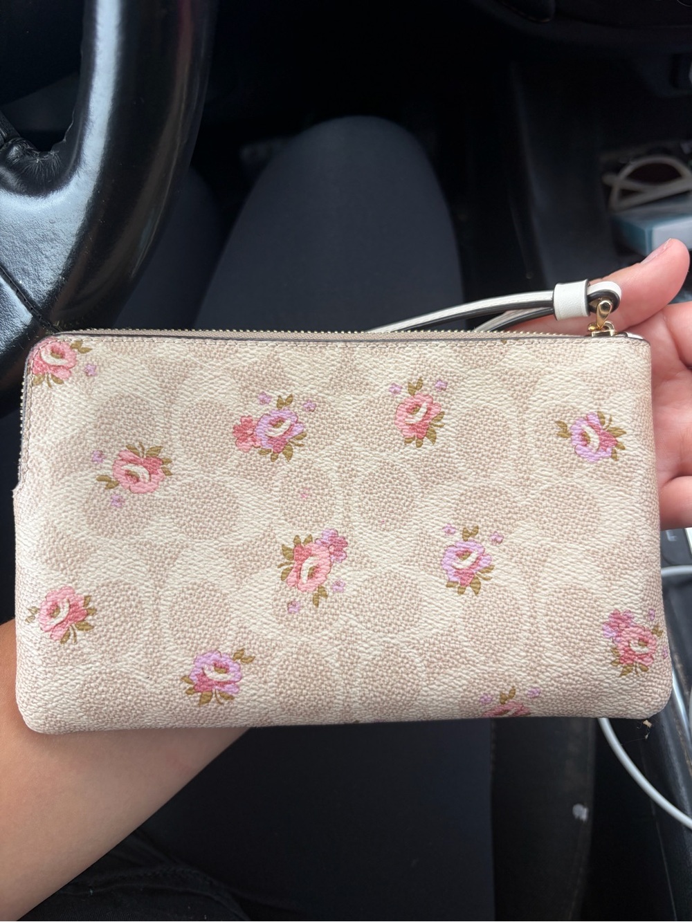 COACH Cream Floral Signature Wristlet with Gold Logo - Picture 2 of 3